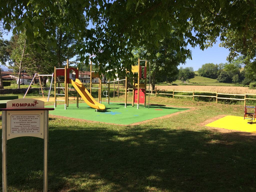 Camping Pyrenees Nature Oloron-Sainte-Marie Exteriér fotografie